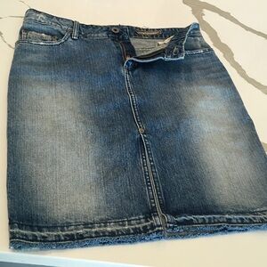 Chip and Pepper Mini Size 29 Denim Blue Skirt Perfect Fit Bottom Slit